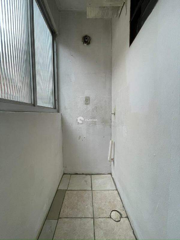 Apartamento para aluguel no Tancredo Neves: 