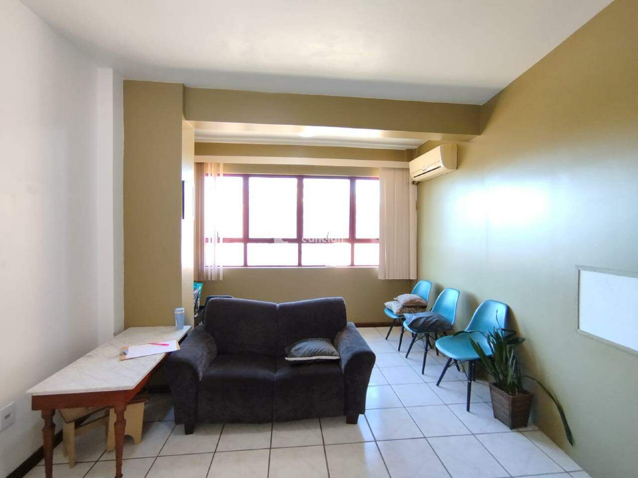 Sala Comercial à venda no Centro: 