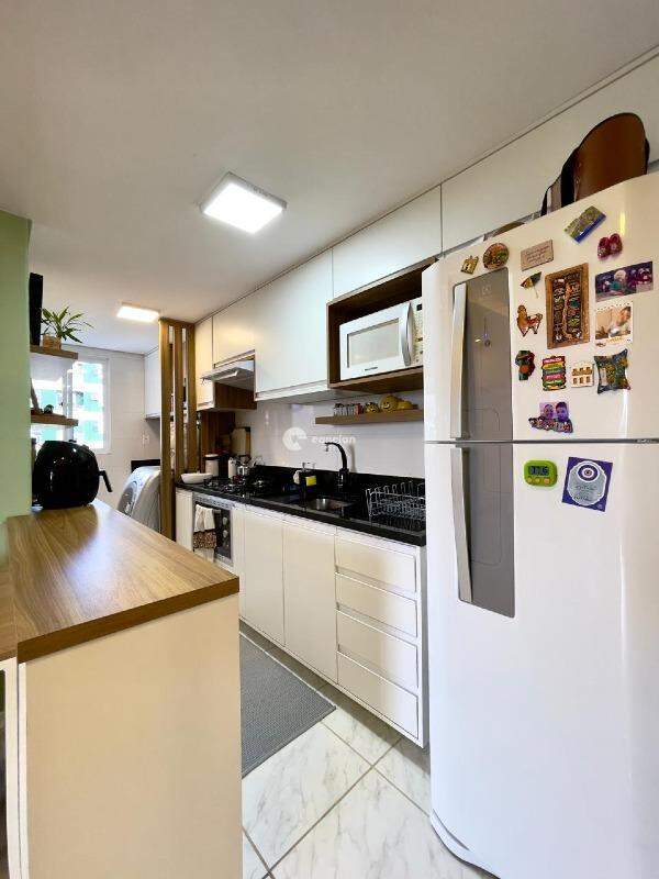 Apartamento à venda no São José: