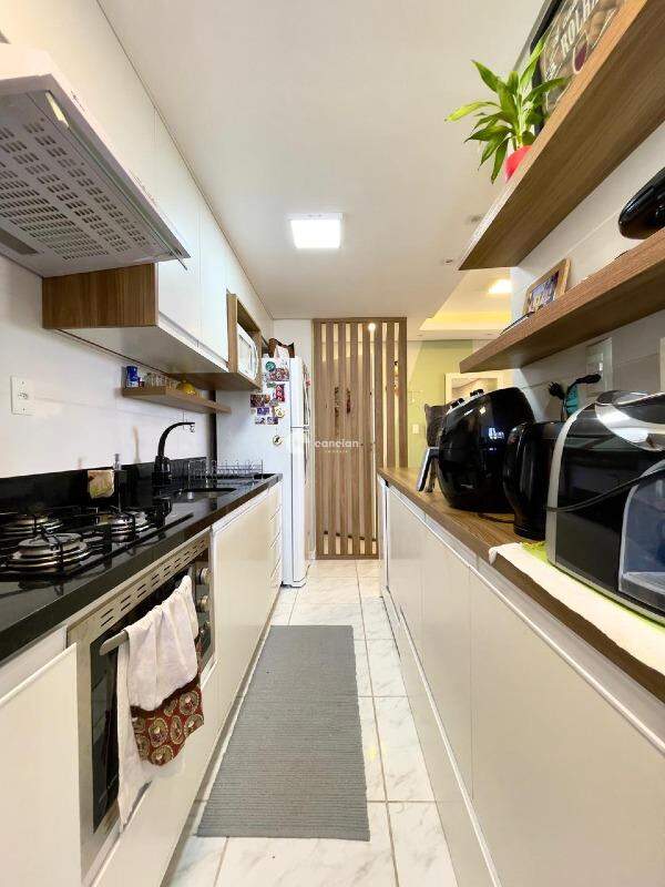Apartamento à venda no São José: