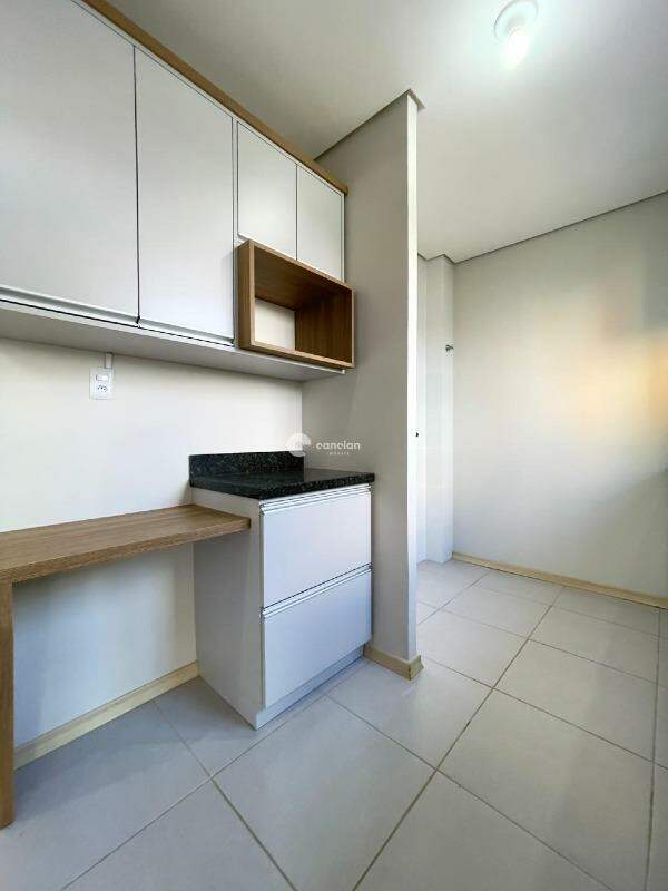 Apartamento à venda no Camobi: 