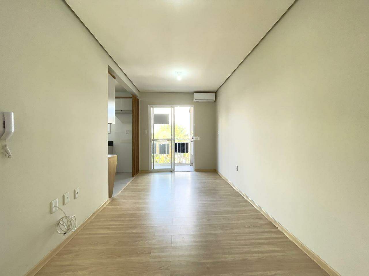 Apartamento para aluguel no Camobi: 