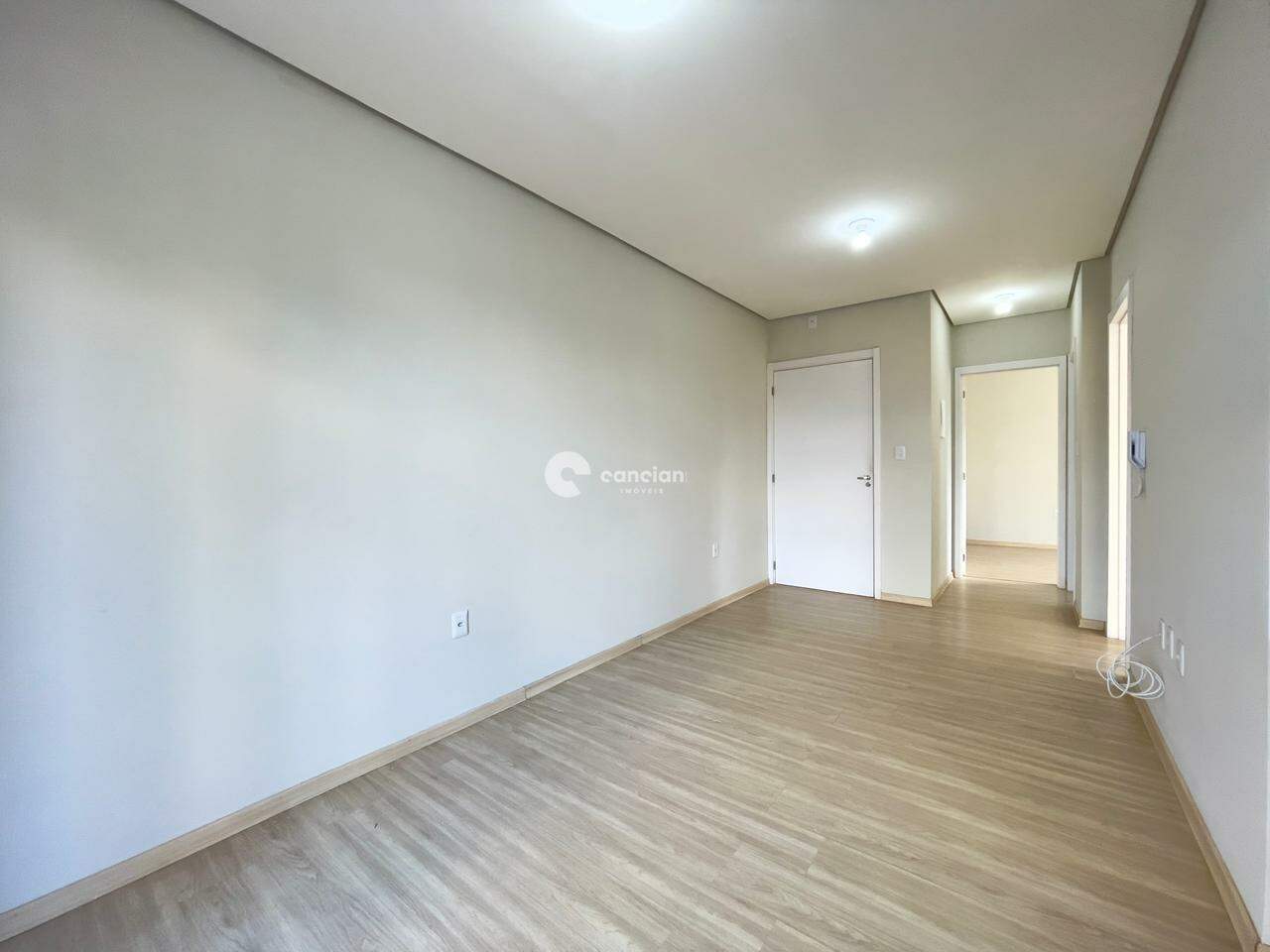Apartamento para aluguel no Camobi: 