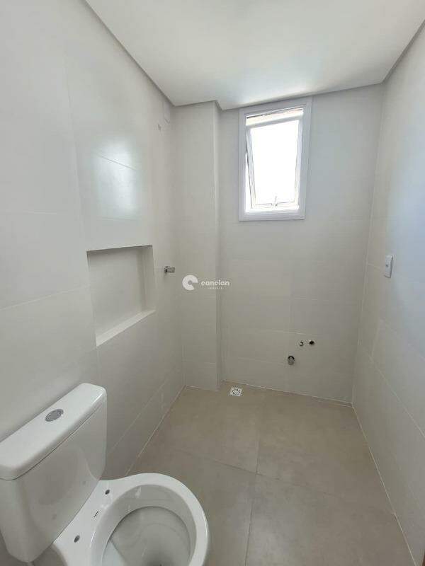 Apartamento para aluguel no Camobi: 