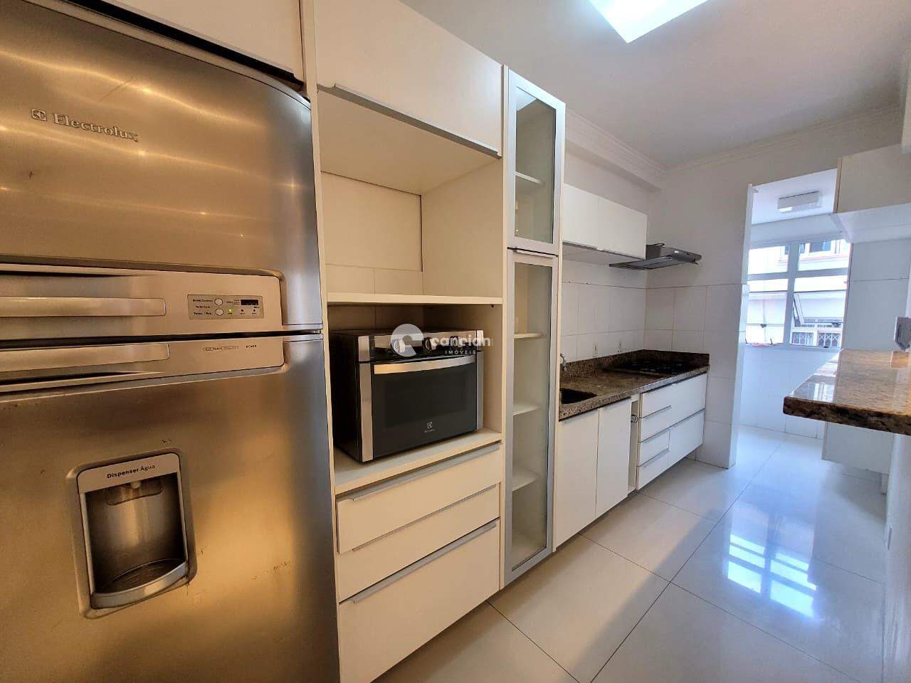 Apartamento para aluguel no Centro: 