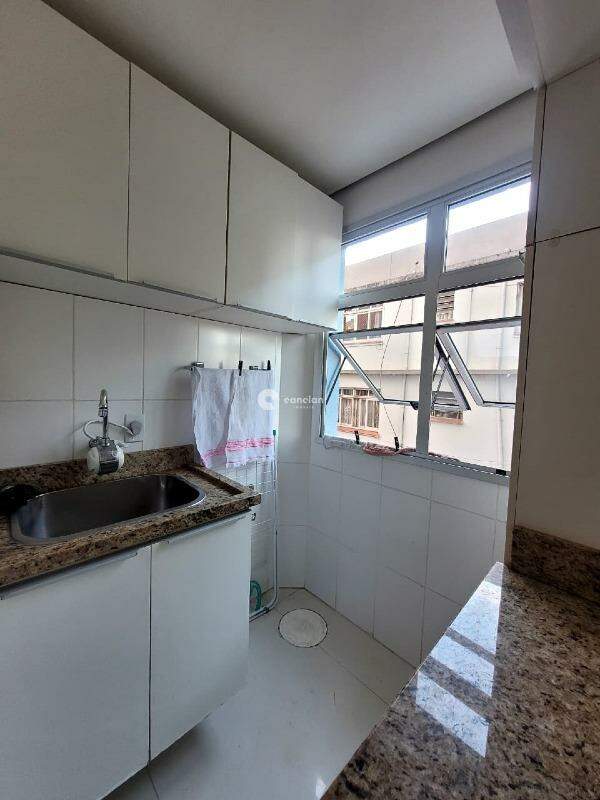 Apartamento para aluguel no Centro: 