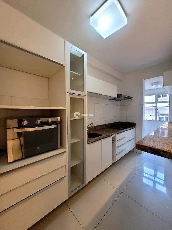 Apartamento para aluguel no Centro: 