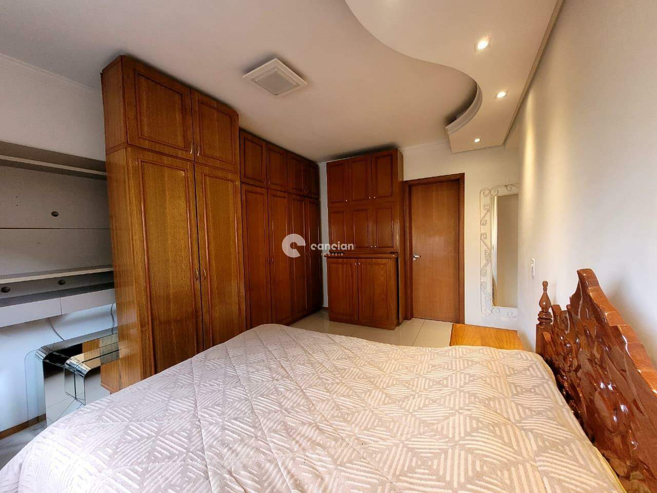 Apartamento para aluguel no Centro: 