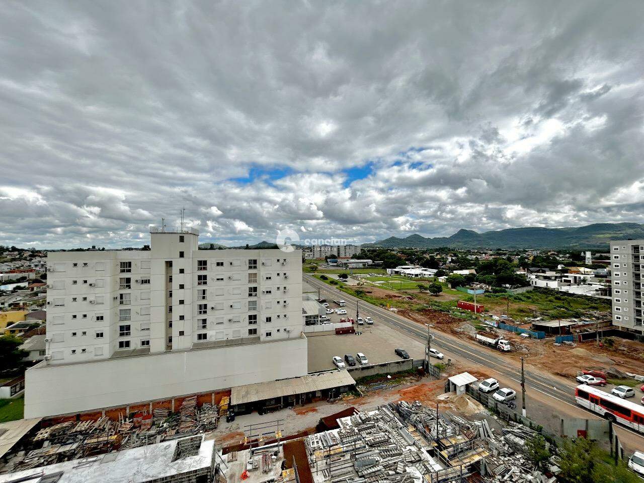 Apartamento para aluguel no Camobi: 