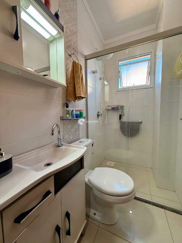 Apartamento à venda no Camobi: 