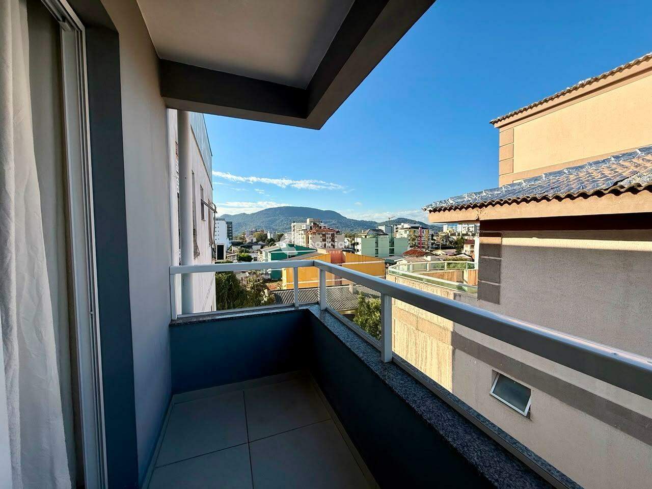 Apartamento à venda no Camobi: 