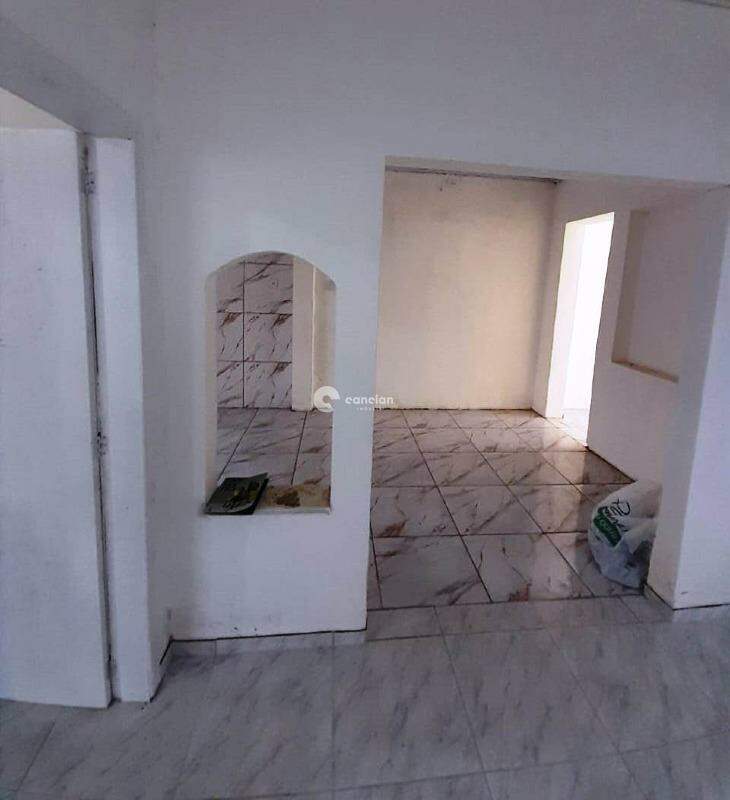 Casa à venda no Itararé: 