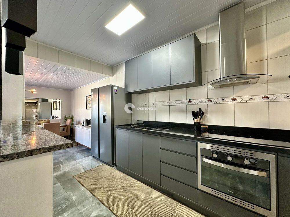 Casa à venda no Juscelino Kubitschek:
