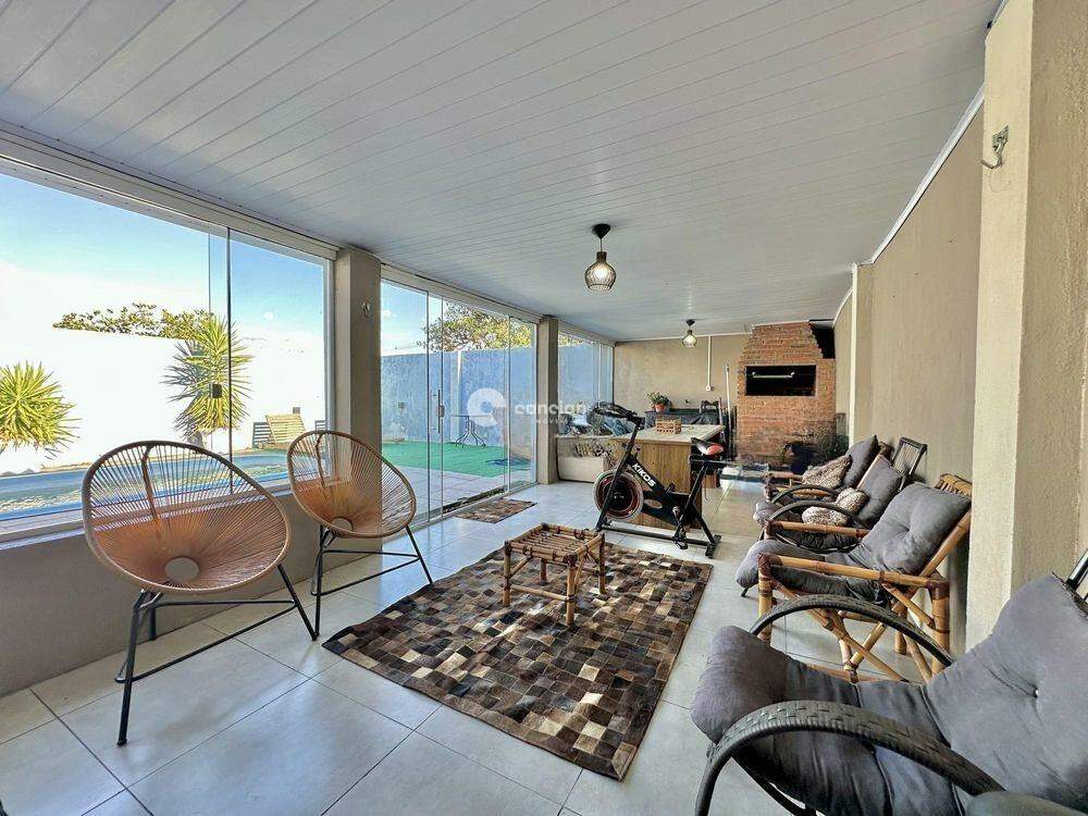 Casa à venda no Juscelino Kubitschek: