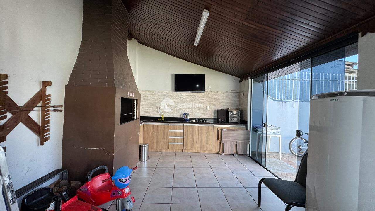 Casa à venda no Camobi: