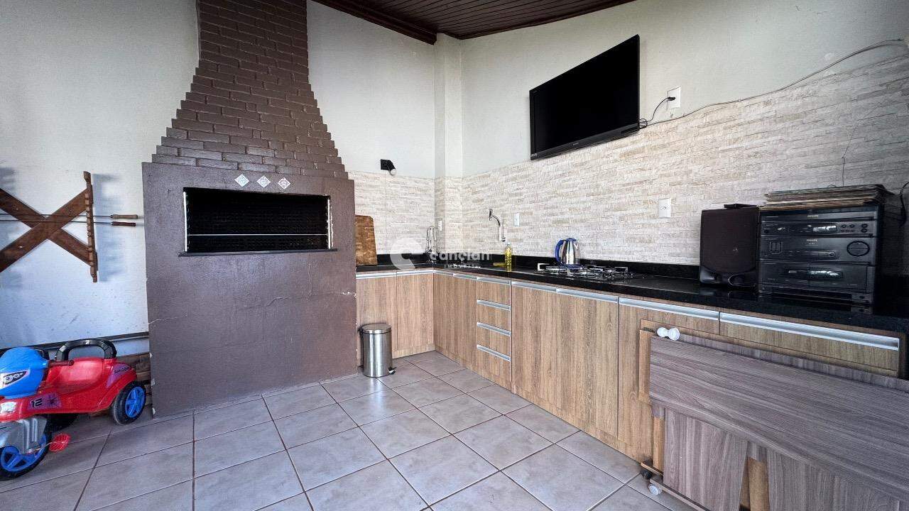Casa à venda no Camobi: