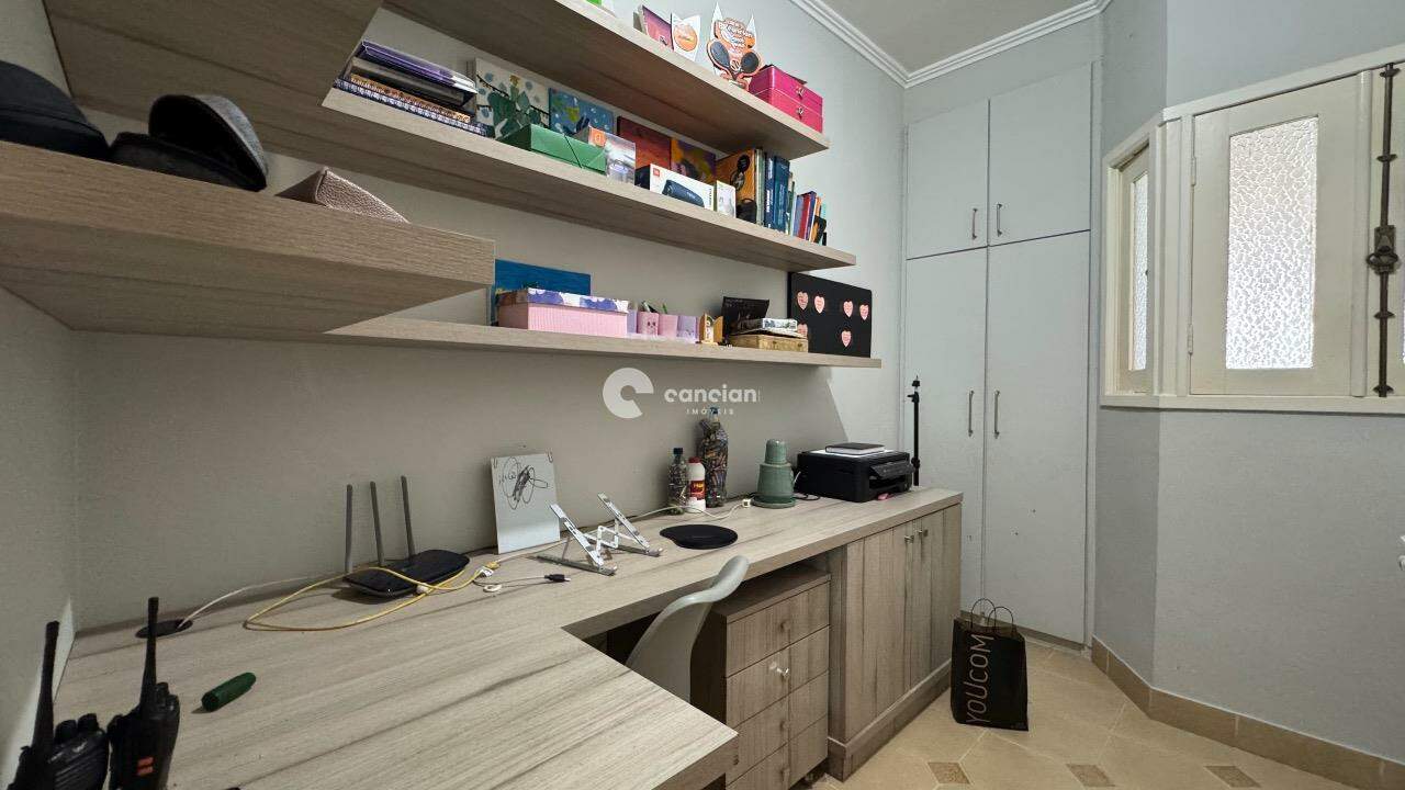 Casa à venda no Camobi: