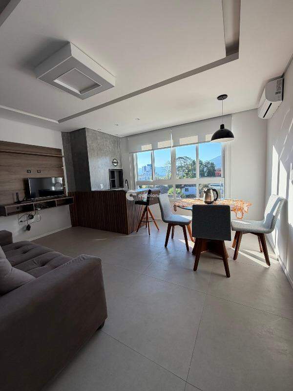 Apartamento para aluguel no Camobi: 