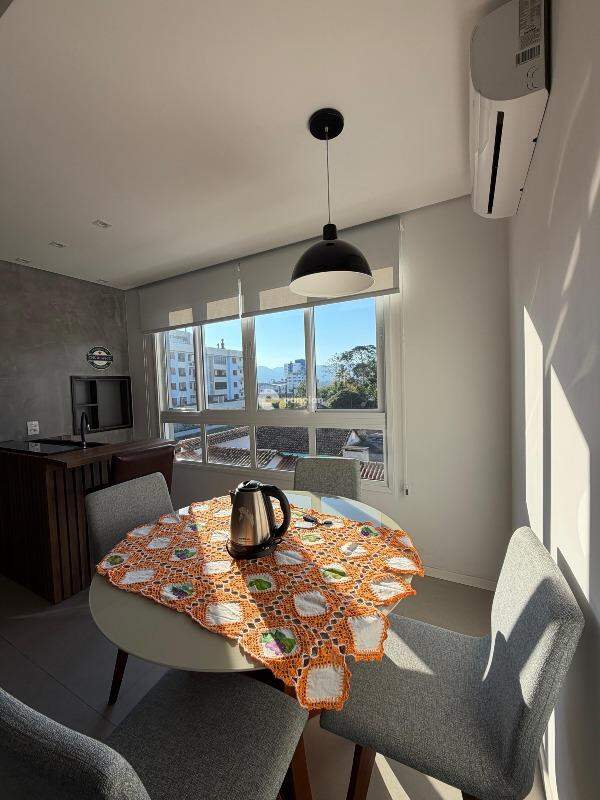 Apartamento para aluguel no Camobi: 