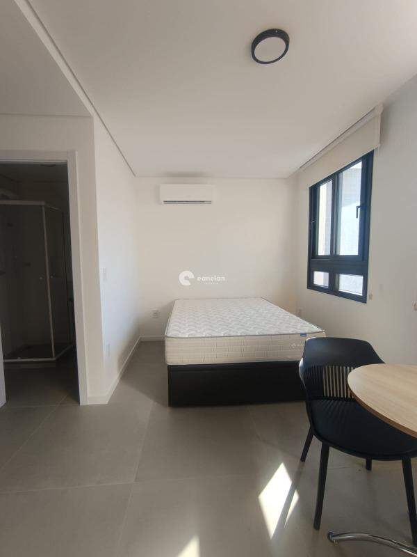 Apartamento para aluguel no Camobi: 