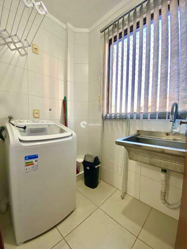Apartamento para aluguel no Nossa Senhora Medianeira: 