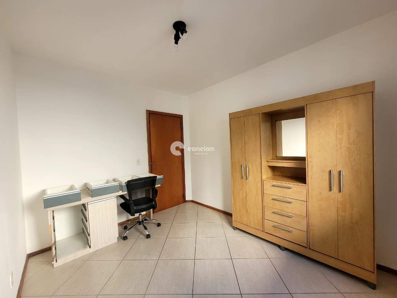 Apartamento para aluguel no Centro: 