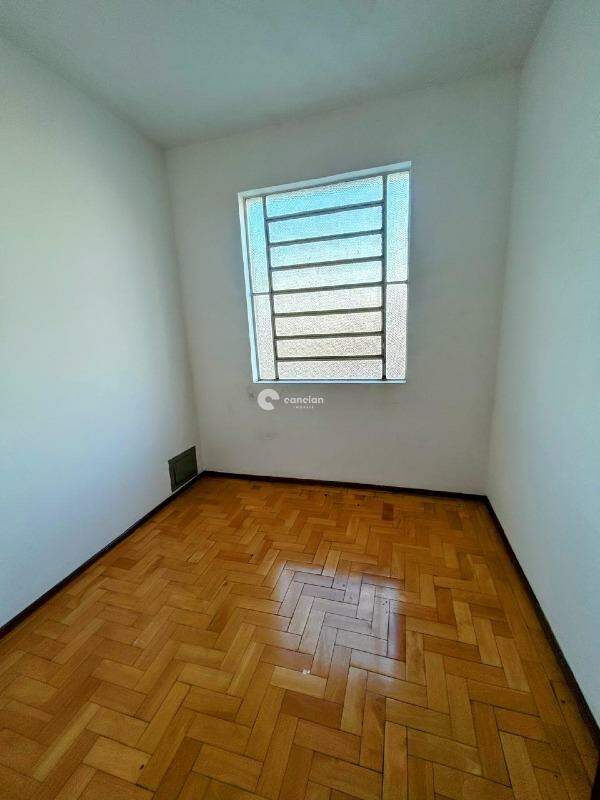 Duplex à venda no Centro: 