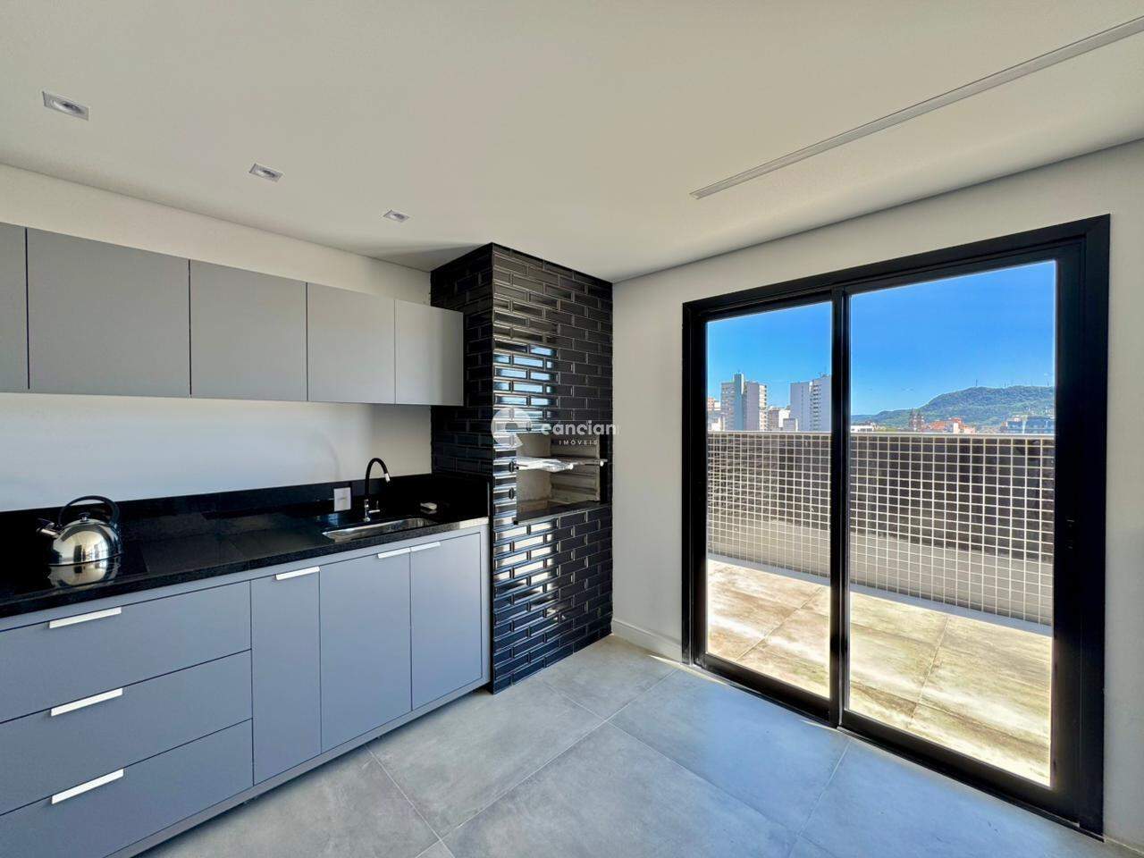 Apartamento para aluguel no Centro: 