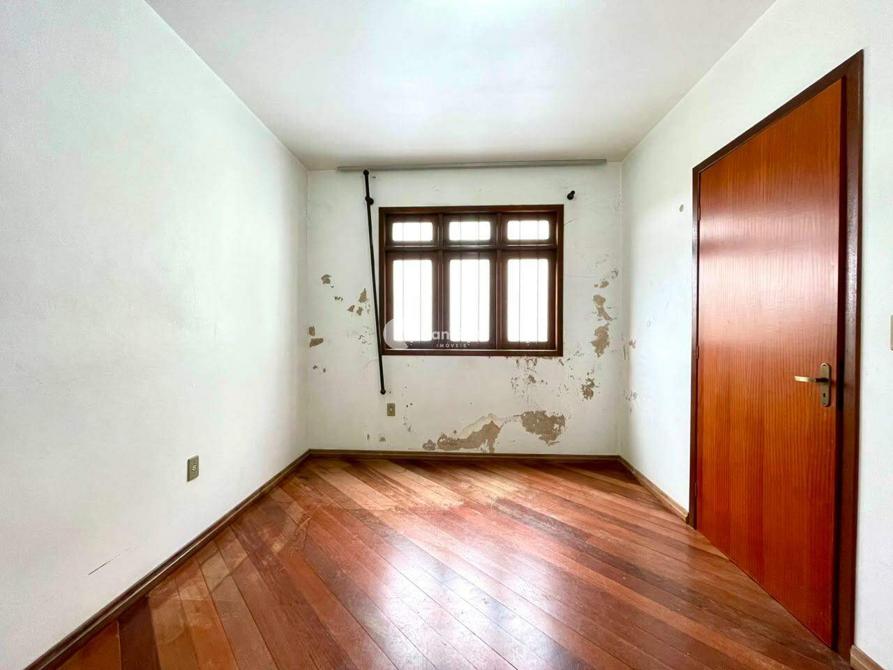 Apartamento para aluguel no Pé de Plátano: