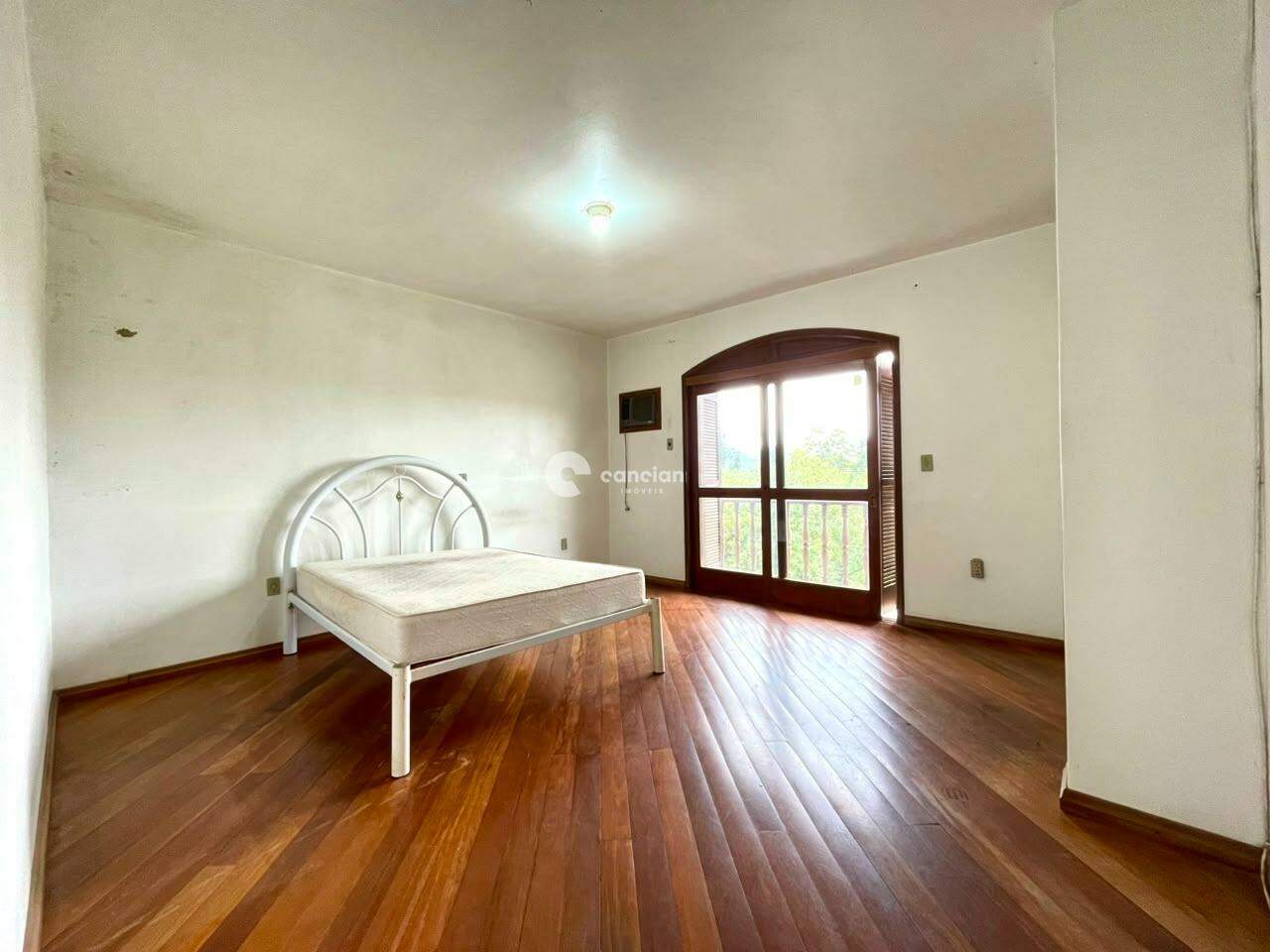 Apartamento para aluguel no Pé de Plátano: