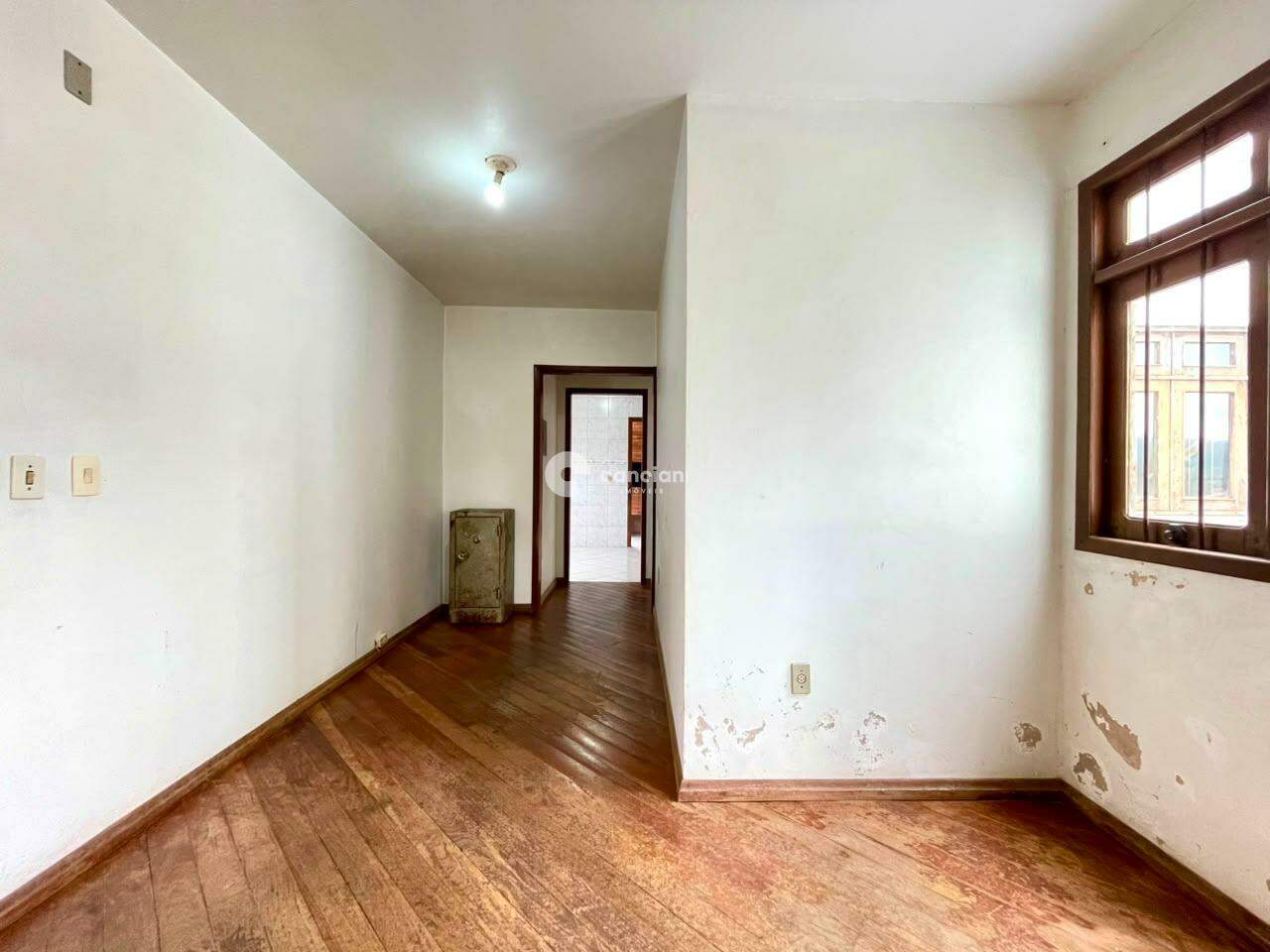 Apartamento para aluguel no Pé de Plátano: