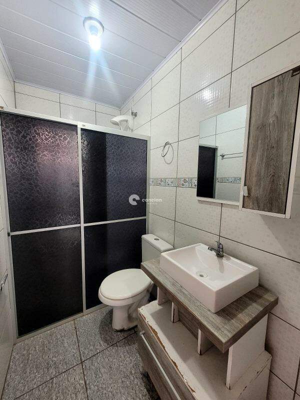 Casa para aluguel no Camobi: 