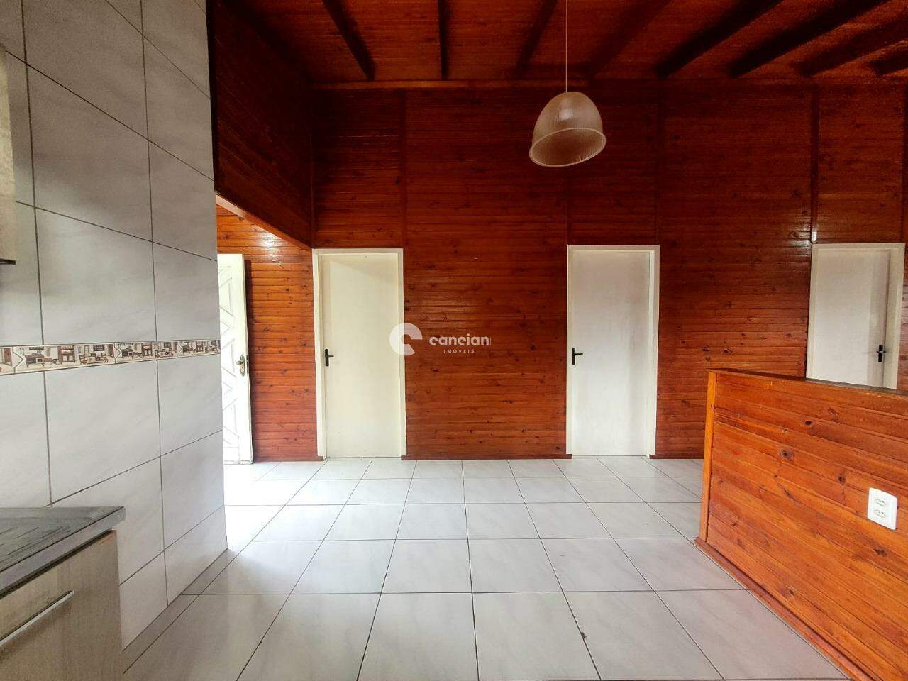 Casa para aluguel no Camobi: 