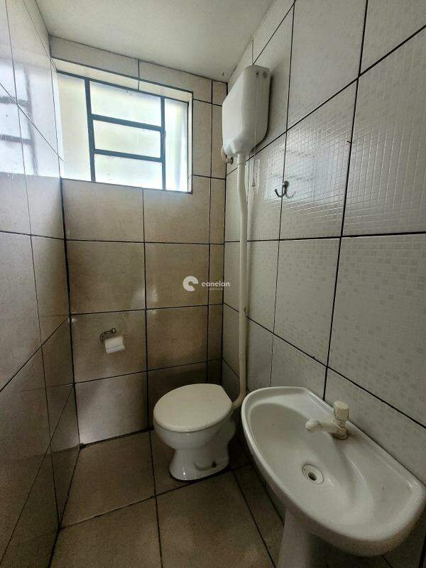 Casa para aluguel no Camobi: 
