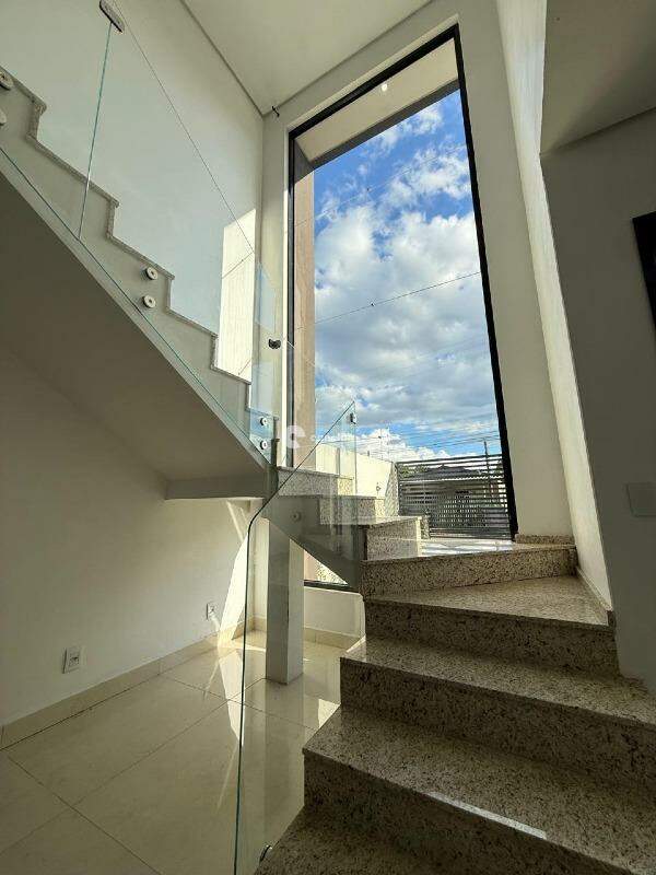 Casa à venda no Pinheiro Machado: 