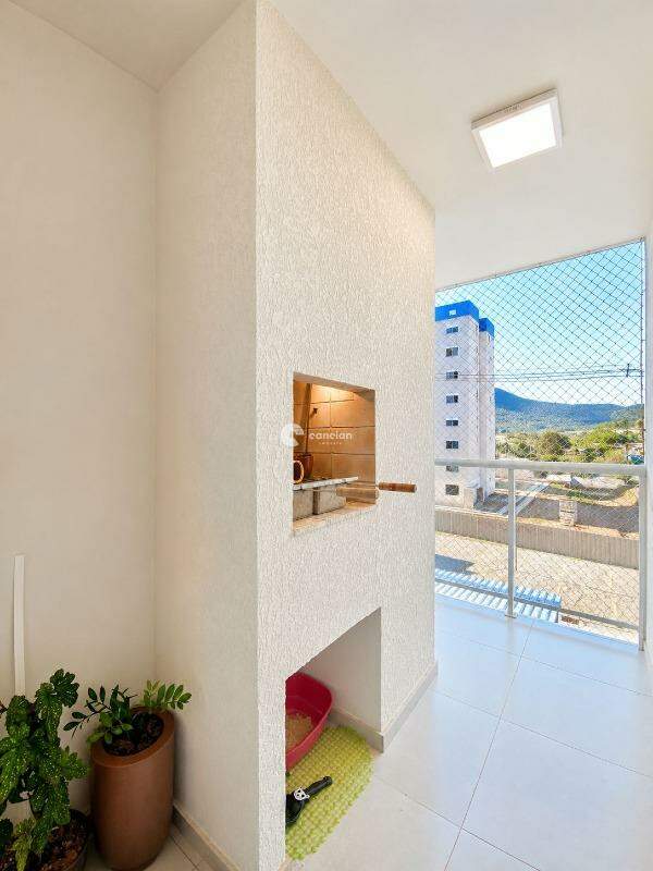 Apartamento à venda no Camobi: 