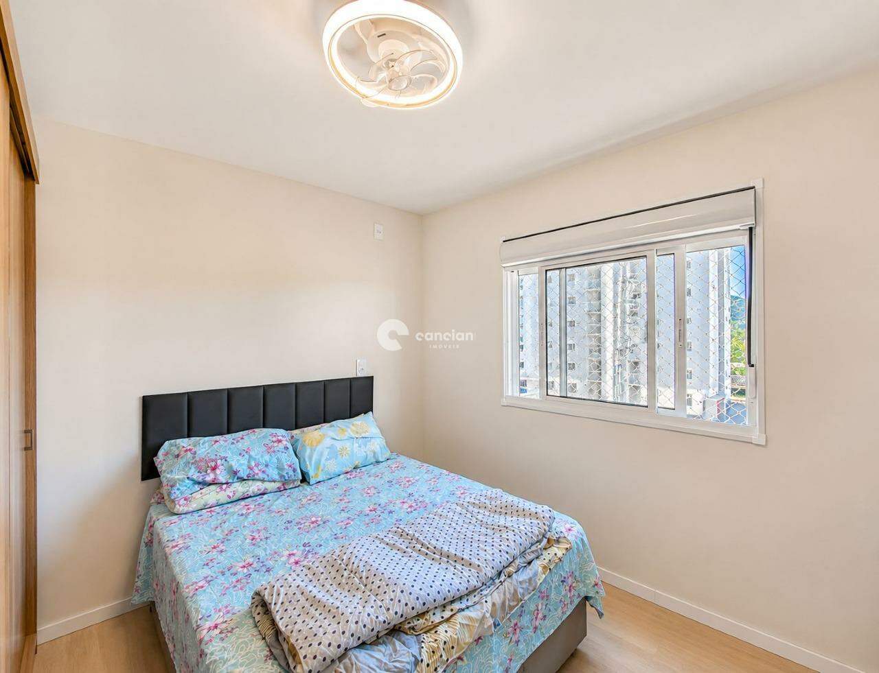 Apartamento à venda no Camobi: 