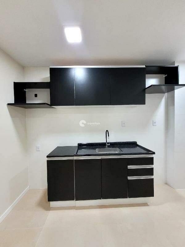 Apartamento à venda no São José: 
