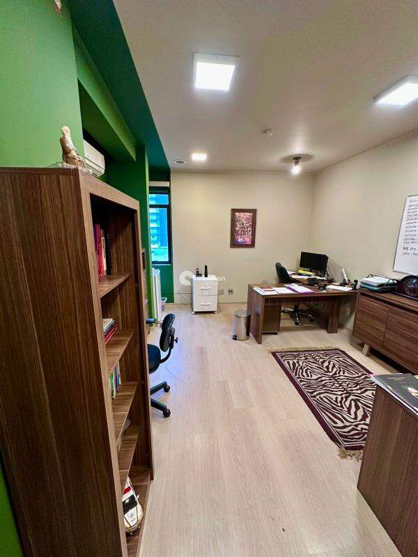 Sala Comercial à venda no Centro: 