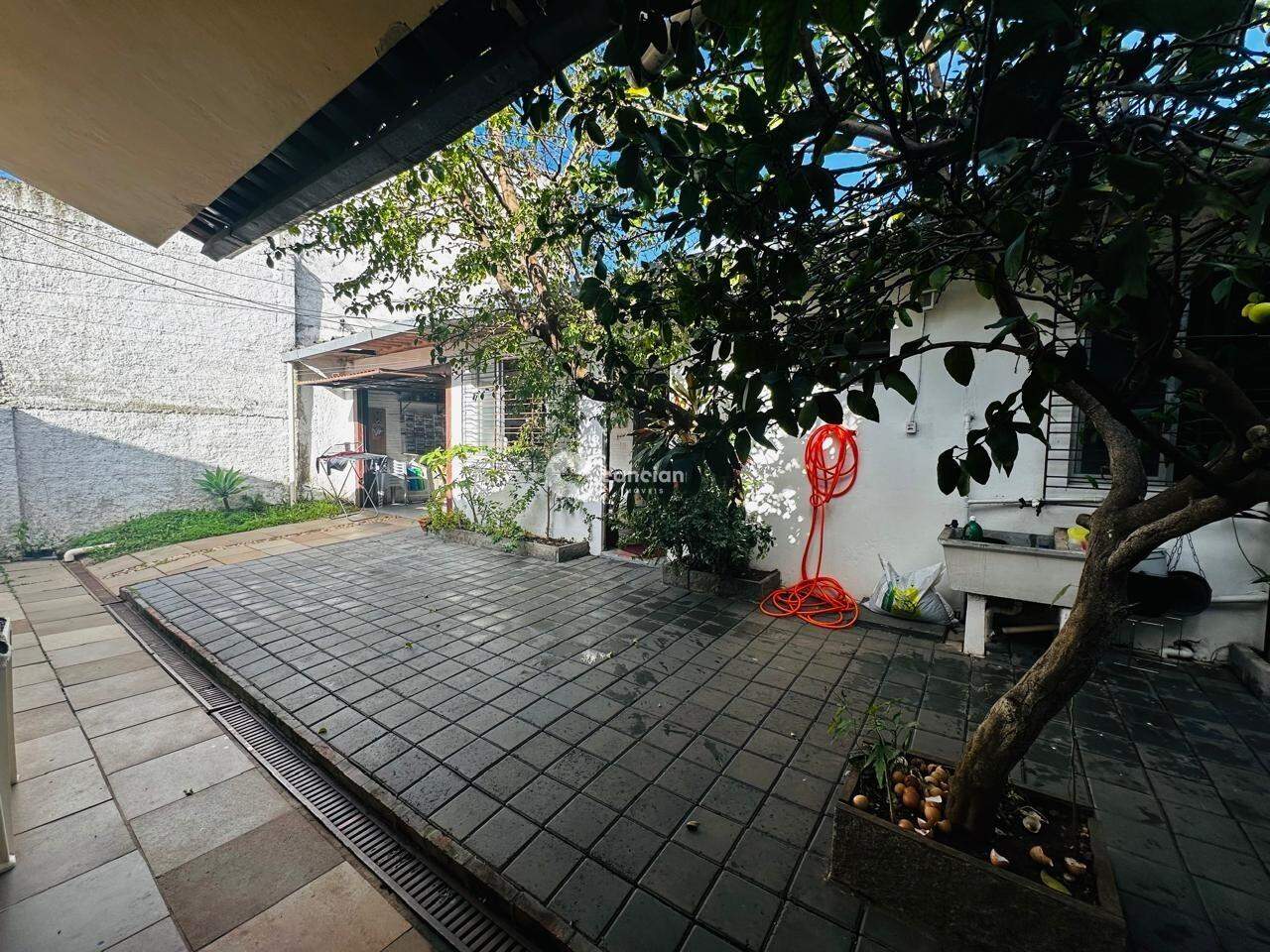 Casa à venda no Noal: 