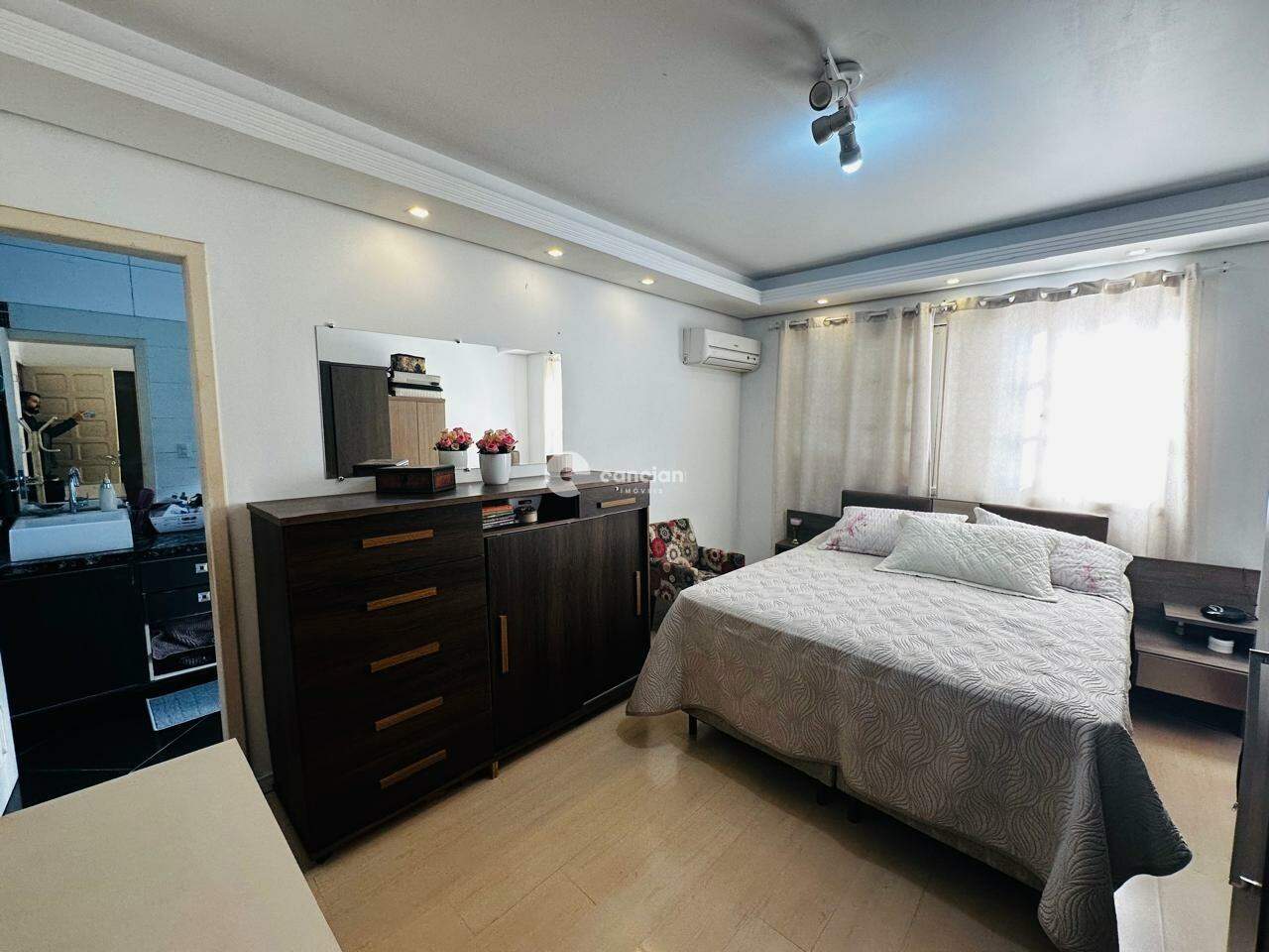Casa à venda no Noal: 