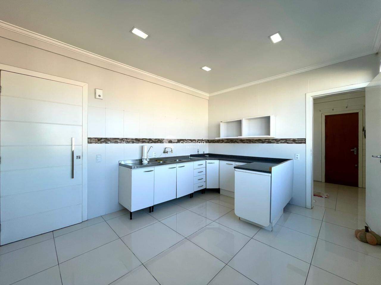 Apartamento para aluguel no Centro: 