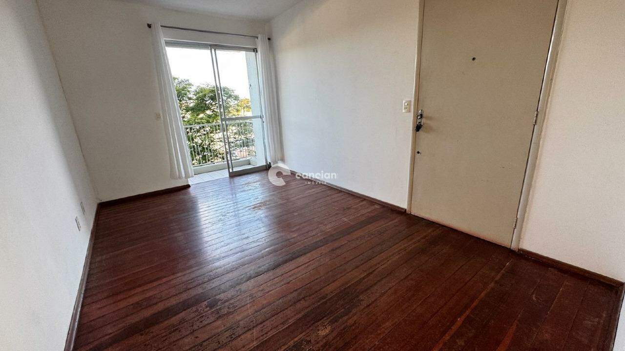 Apartamento à venda no Camobi: 