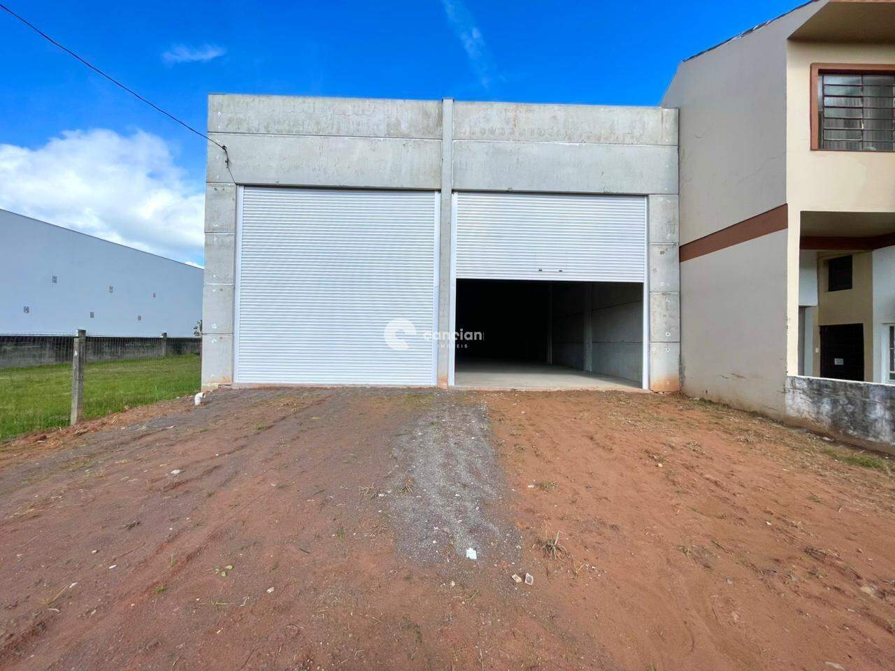 Pavilhão para aluguel no Camobi: