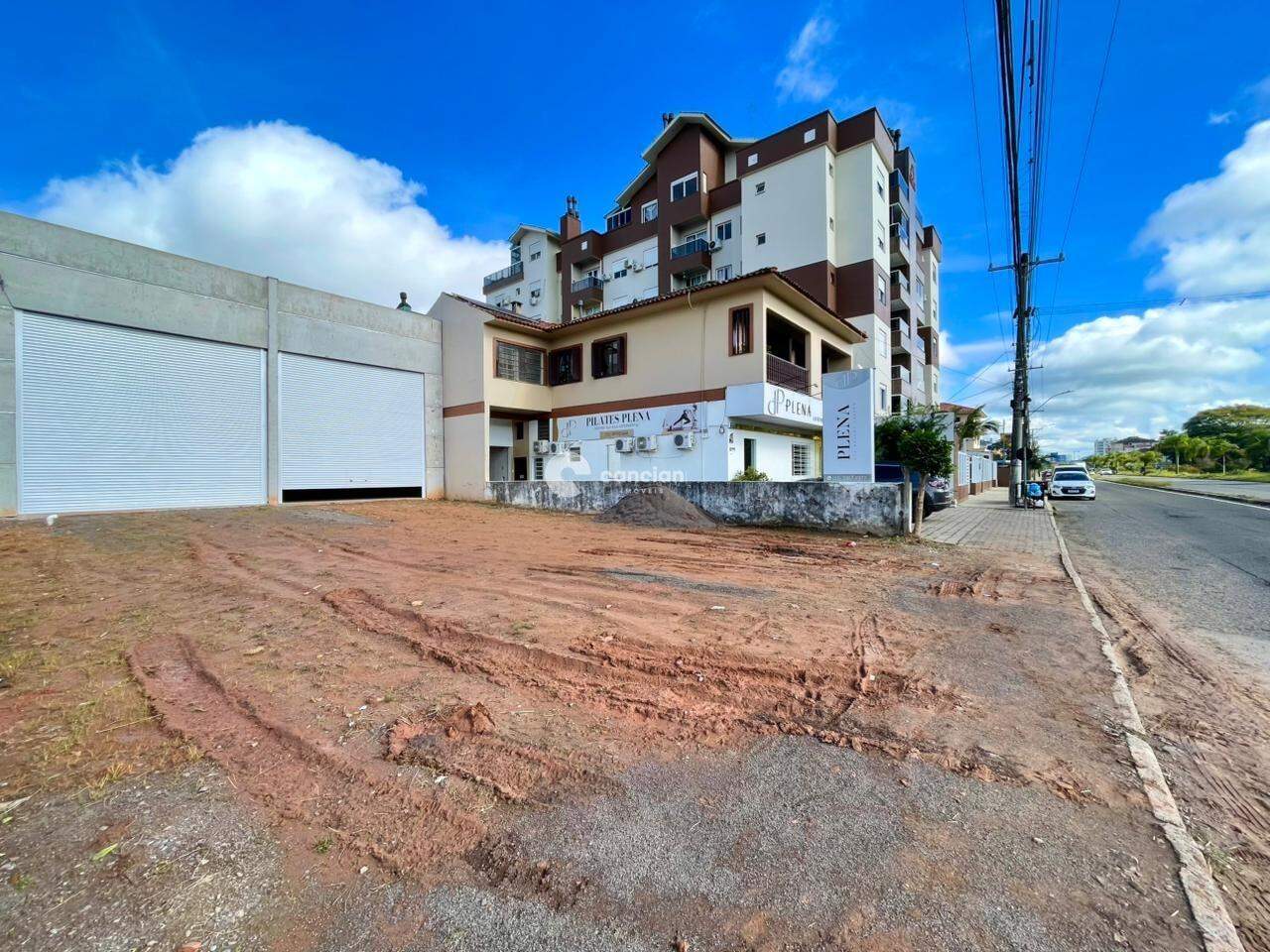 Pavilhão para aluguel no Camobi:
