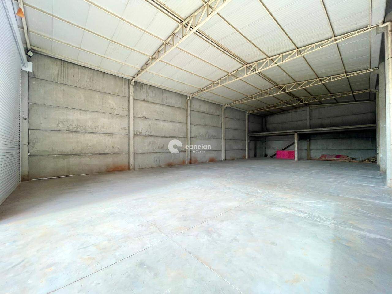 Pavilhão para aluguel no Camobi: