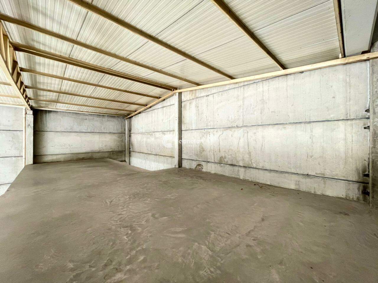 Pavilhão para aluguel no Camobi: