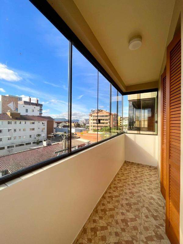 Apartamento para aluguel no Camobi: 