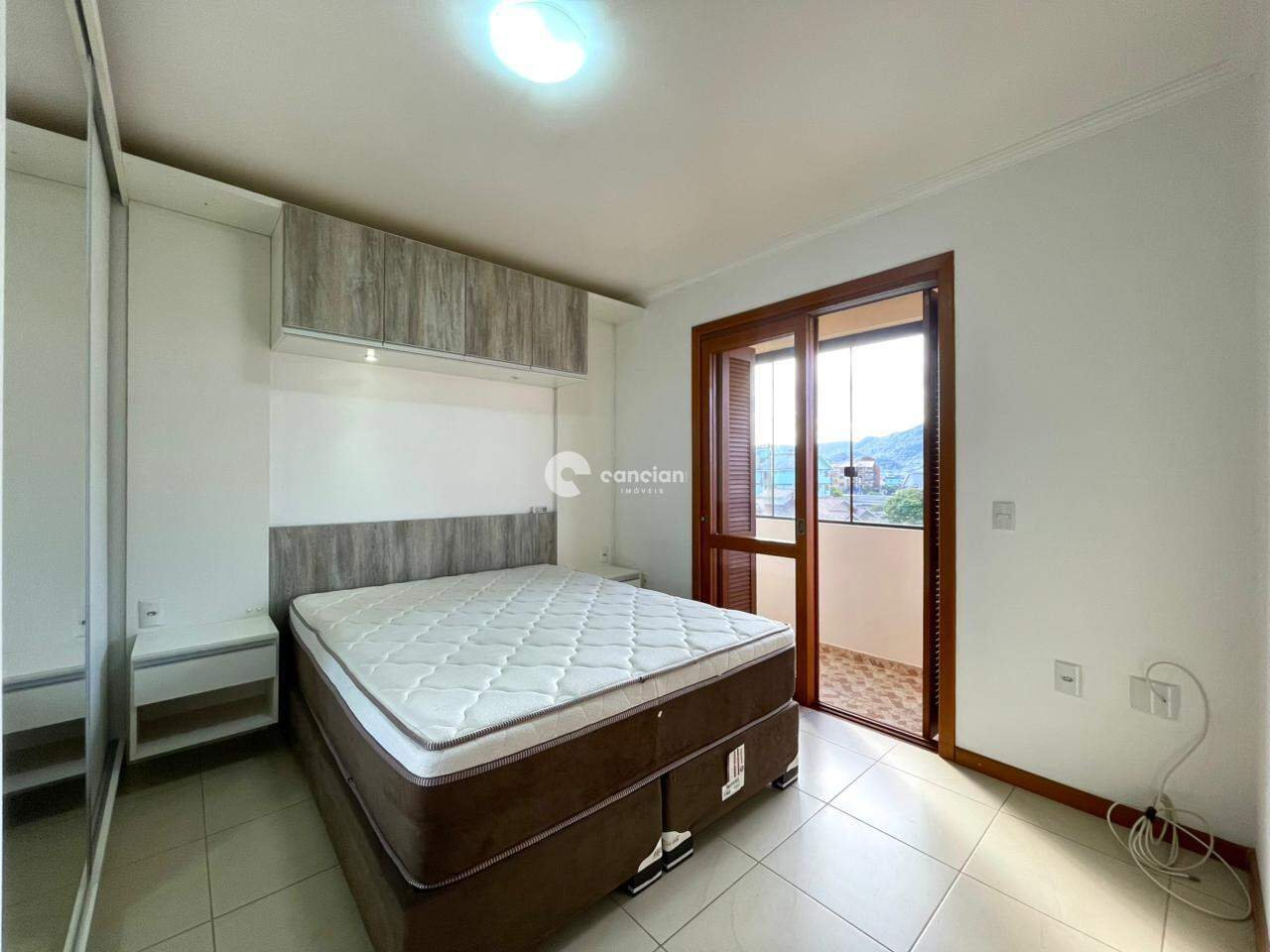 Apartamento para aluguel no Camobi: 