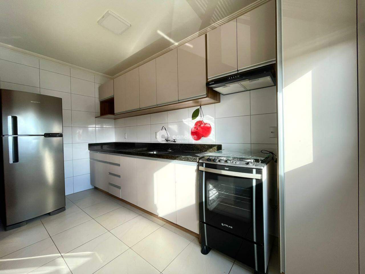 Apartamento para aluguel no Camobi: 